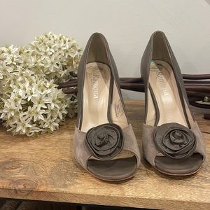 Leather, Italian made sexy heels. Peep toe, comfy, fabulous pre loved condition